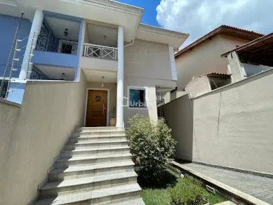 Casa com 3 Quartos à venda, 277m² no Cidade São Francisco, São Paulo