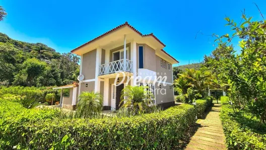 Casa com 3 Quartos à venda, 180m² no Golfe, Teresópolis
