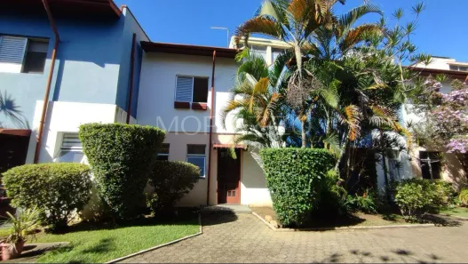 Sobrado com 3 Quartos para alugar, 140m² no Jardim Santa Maria, Jacareí