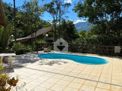Casa com 5 Quartos à venda, 420m² no Araras, Petrópolis
