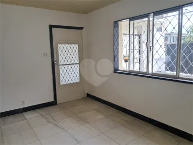 Sobrado com 3 Quartos à venda, 140m² no Embaré, Santos