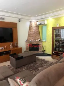 Sobrado com 3 Quartos à venda, 244m² no Nova Petrópolis, São Bernardo do Campo