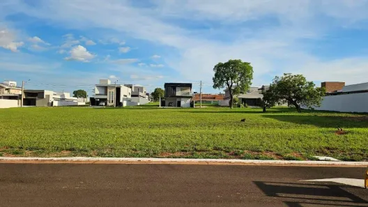 Lote/Terreno à venda, 360m² no Noroeste, Campo Grande