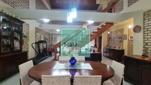 Casa com 4 Quartos à venda, 345m² no Jurerê, Florianópolis
