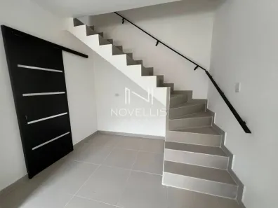 Sobrado com 2 Quartos para alugar, 84m² no Jardim América, Jacareí