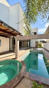 Casa de Condomínio com 4 Quartos à venda, 395m² no Jardim Goiás, Goiânia