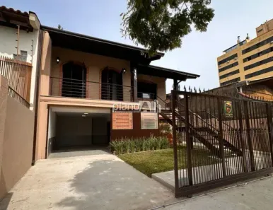 Casa com 3 Quartos para alugar, 255m² no Vila Bom Princípio, Cachoeirinha