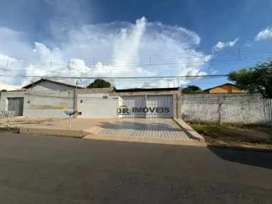 Casa com 3 Quartos à venda, 141m² no Lourival Parente, Teresina