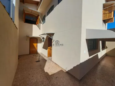 Imóvel Comercial com 3 Quartos para alugar, 241m² no Centro, Piracicaba