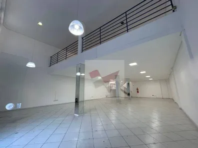 Ponto Comercial para alugar, 264m² no Novo Mundo, Curitiba