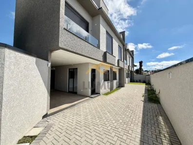 Sobrado com 3 Quartos à venda, 174m² no Boqueirão, Curitiba