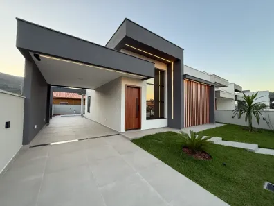 Casa com 3 Quartos à venda, 108m² no Forquilhas, São José