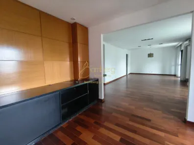 Apartamento com 3 Quartos para alugar, 160m² no Jardim Morumbi, São Paulo