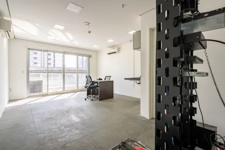 Sala Comercial à venda, 32m² no Várzea da Barra Funda, São Paulo