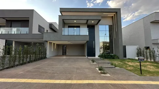 Sobrado com 4 Quartos à venda, 270m² no Residencial Goiânia Golfe Clube, Goiânia