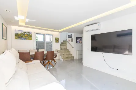 Casa de Condomínio com 3 Quartos à venda, 133m² no Campo Comprido, Curitiba