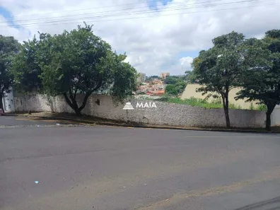 Lote/Terreno à venda, 750m² no Boa Vista, Uberaba
