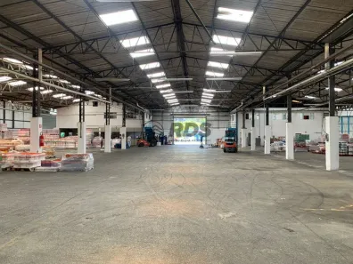 Galpão/Depósito/Armazém à venda, 3800m² no Loteamento Industrial Coral, Mauá