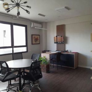 Sala Comercial à venda, 42m² no Ahú, Curitiba