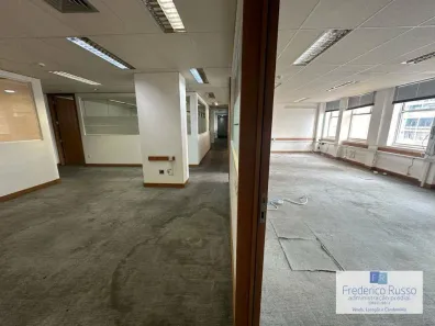 Sala Comercial para alugar, 303m² no República, São Paulo