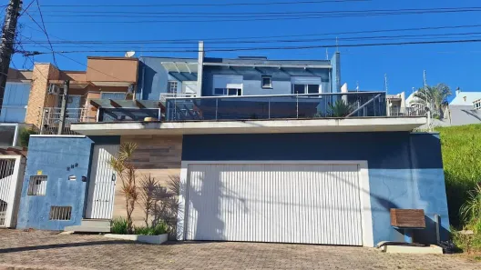 Casa com 3 Quartos à venda, 250m² no Cristo Rei, São Leopoldo