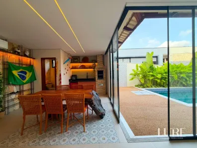 Casa de Condomínio com 4 Quartos à venda, 246m² no Cajupiranga, Parnamirim