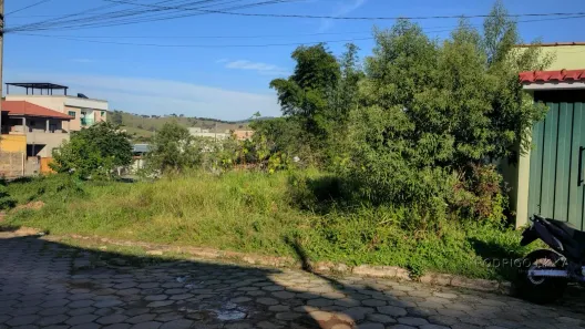Lote/Terreno à venda, 240m² no , São Lourenço