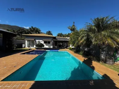 Casa de Condomínio com 3 Quartos para venda ou aluguel, 231m² no Condomínio Flamboyant-B, Atibaia