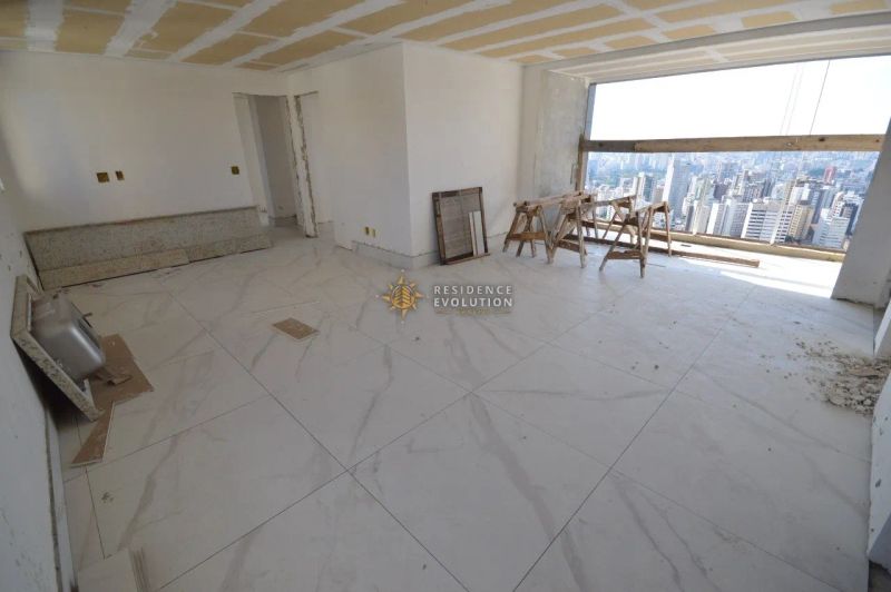 Apartamento com 4 quartos — Serra, Belo Horizonte