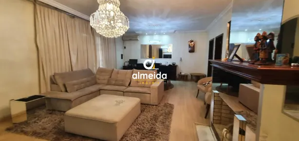 Casa com 4 Quartos à venda, 558m² no Uglione, Santa Maria