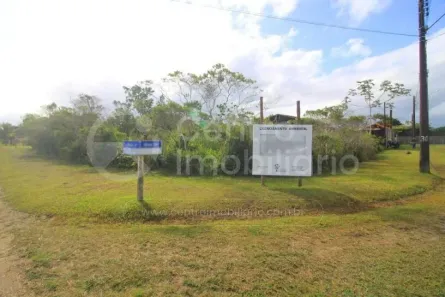 Lote/Terreno à venda, 374m² no Jardim Sao Luis, Peruíbe