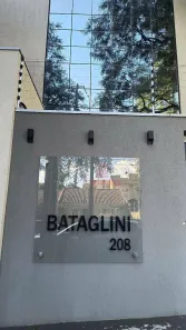 Apartamento com 1 Quarto para alugar, 99m² no Zona 07, Maringá