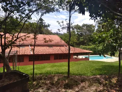 Fazenda/Sítio com 6 Quartos à venda, 200m² no Torrão de Ouro II, São José dos Campos