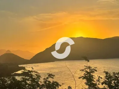 Lote/Terreno à venda, 377m² no Camboinhas, Niterói