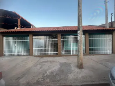 Casa com 3 Quartos à venda, 166m² no Tangarás, Bauru