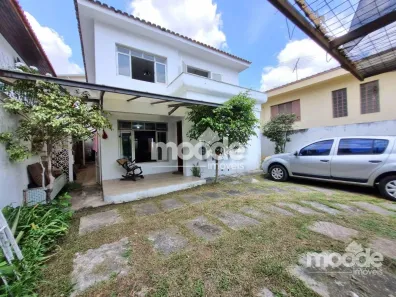 Casa com 3 Quartos à venda, 270m² no Jardim Peri Peri, São Paulo
