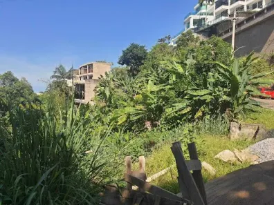 Lote/Terreno à venda, 932m² no Marapé, Santos