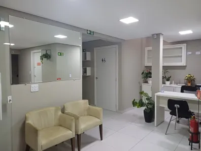 Sala Comercial para alugar, 20m² no Alto da Rua XV, Curitiba