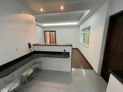 Sobrado com 3 Quartos à venda, 220m² no Jardim Jabaquara, São Paulo