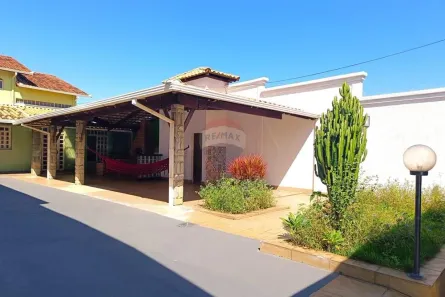 Casa com 5 Quartos à venda, 360m² no Filadélfia, Betim