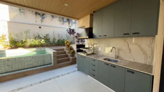 Casa de Condomínio com 4 Quartos à venda, 217m² no Jardins Capri, Senador Canedo