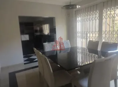 Casa com 2 Quartos à venda, 185m² no Jardim D'Abril, Osasco