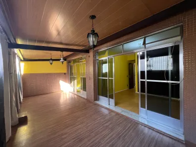 Apartamento com 2 Quartos à venda, 130m² no Centro, Nova Friburgo