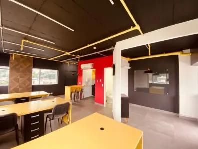 Sala Comercial à venda, 57m² no Vila Belmiro, Santos