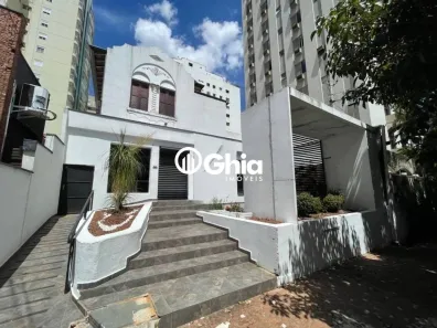 Imóvel Comercial para alugar, 295m² no Cambuí, Campinas