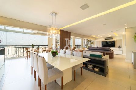 Apartamento com 3 Quartos à venda, 268m² no Anhangabaú, Jundiaí