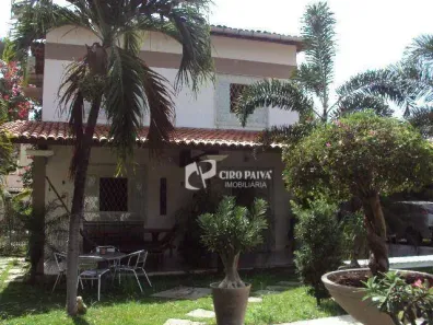 Casa com 3 Quartos para alugar, 290m² no Lagoa Redonda, Fortaleza