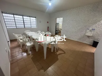com 7 Quartos para alugar, 335m² no São Benedito, Uberaba