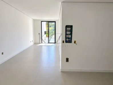 Sobrado com 3 Quartos à venda, 115m² no Jurerê, Florianópolis