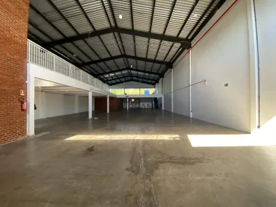 Ponto Comercial para alugar, 750m² no Marechal Rondon, Canoas